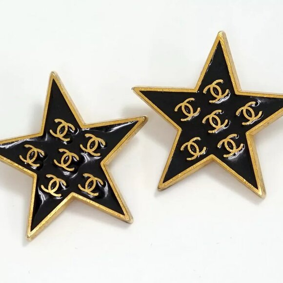 CHANEL CC Logos Black Star Clip-On Earrings Gold Tone 01P Auth w/Box c1150 - Picture 6 of 16